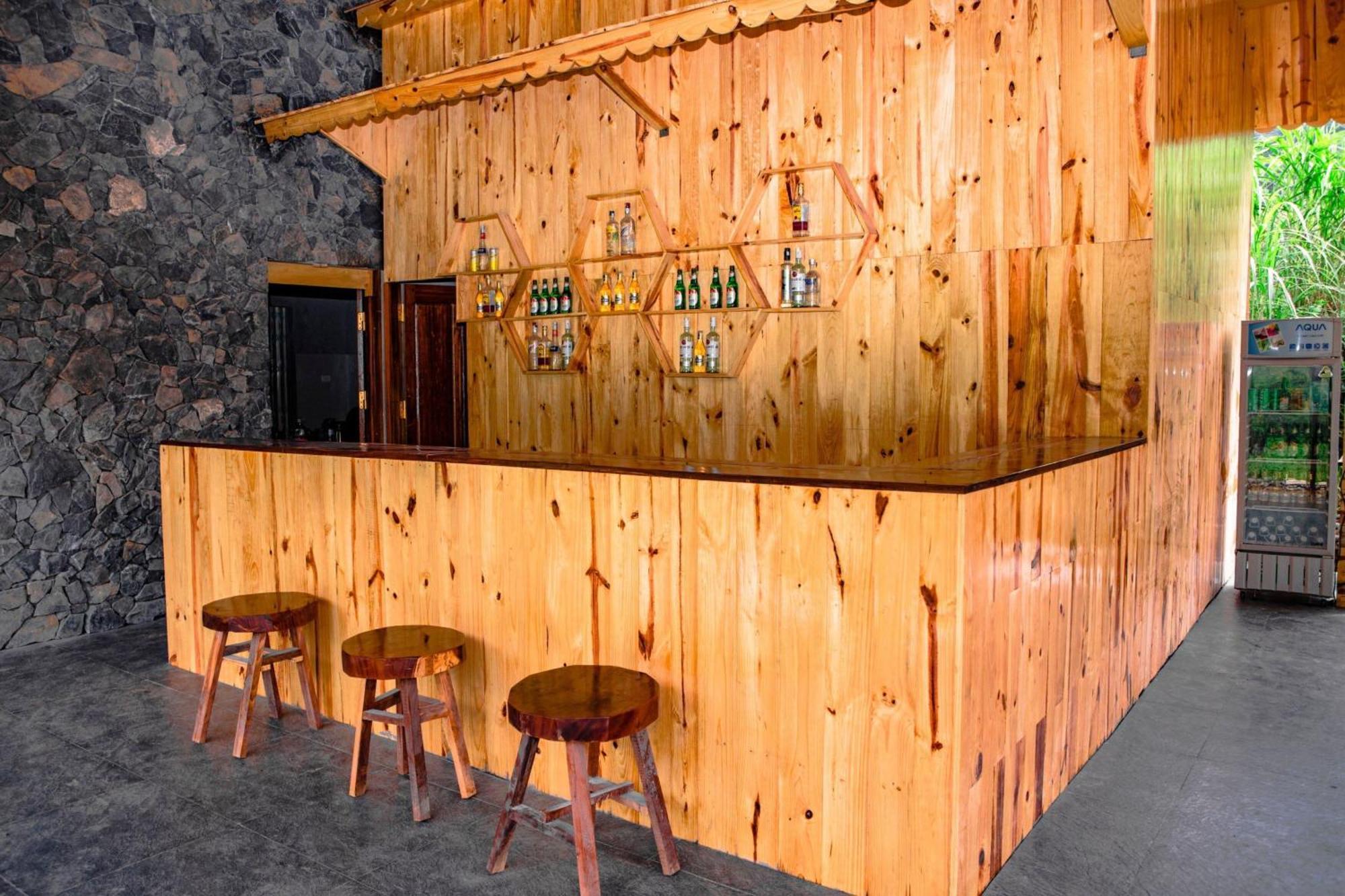 Chien'S Lodge Du Gia Làng Cac Eksteriør billede